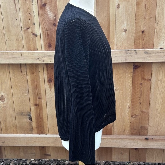 Lululemon Easy Embrace Long Sleeve Black Sweater Hi Low Curved Hem Size 10 / M-L - Picture 4 of 7